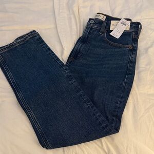 Abercrombie & Fitch Ultra High Rise Ankle Straight Jeans